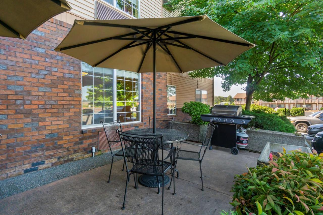 Best Western Plus Park Place Inn & Suites Chehalis Exterior foto
